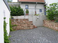 Eingang-Vorgarten3-marburg